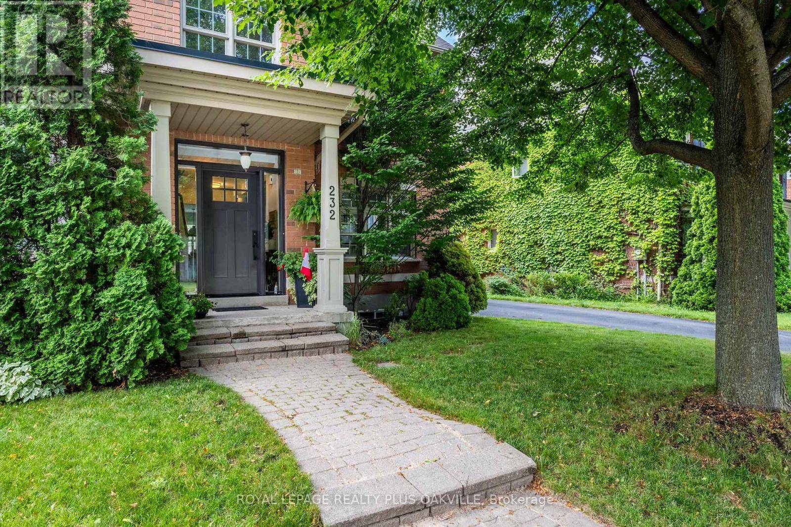 Oakville (ro River Oaks), ON L6H6L5,232 LEXINGTON ROAD