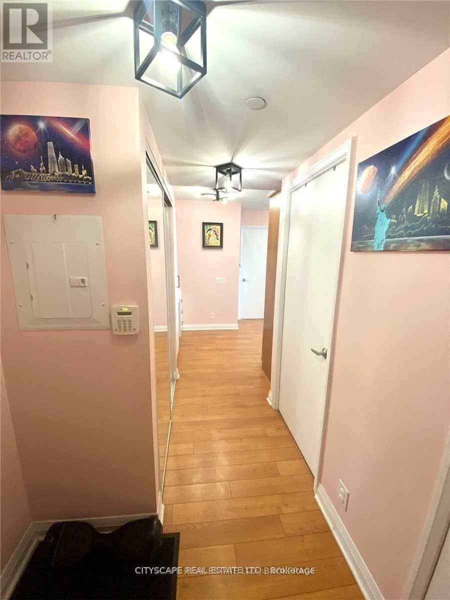 Toronto (islington-city Centre West), ON M9B1S9,1 Valhalla Inn RD #1009