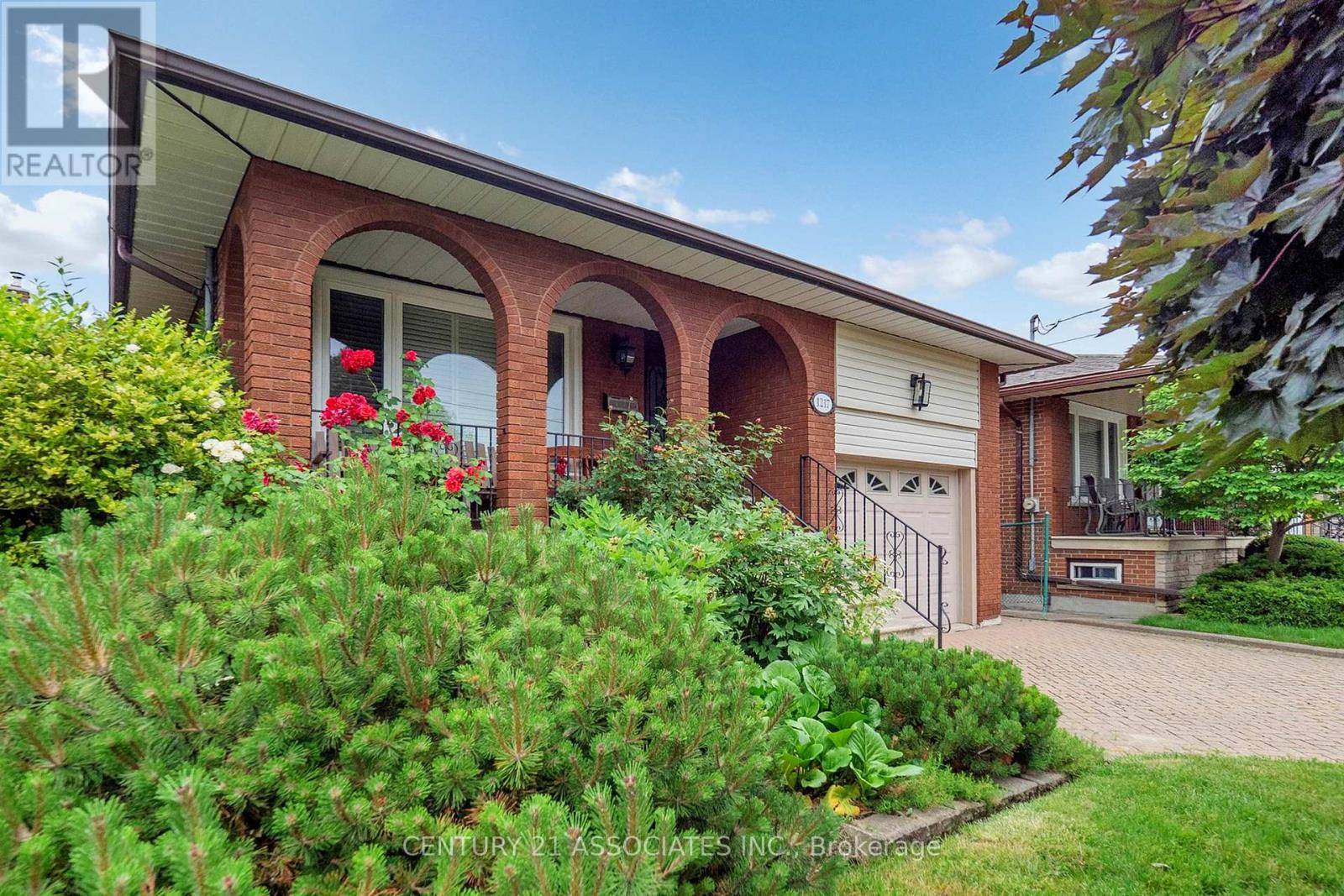 Mississauga (lakeview), ON L5E2A4,1217 ALEXANDRA AVENUE