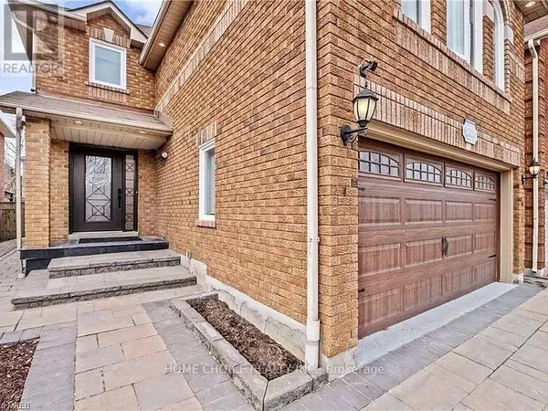 Mississauga (lisgar), ON L5N6Z1,3722 DENSBURY DRIVE