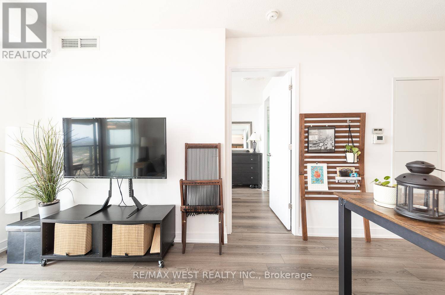 20 Thomas Riley RD #2608, Toronto (islington-city Centre West), ON M9B1B1