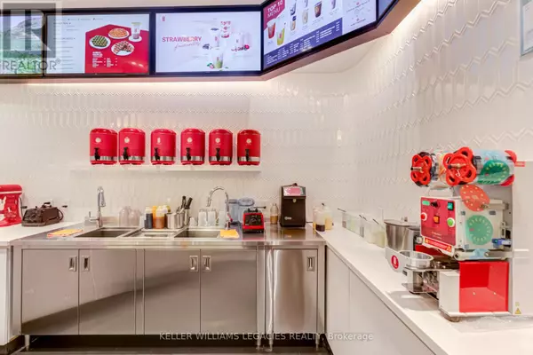 Toronto (islington-city Centre West), ON M9C1B8,25 The West Mall #1885A