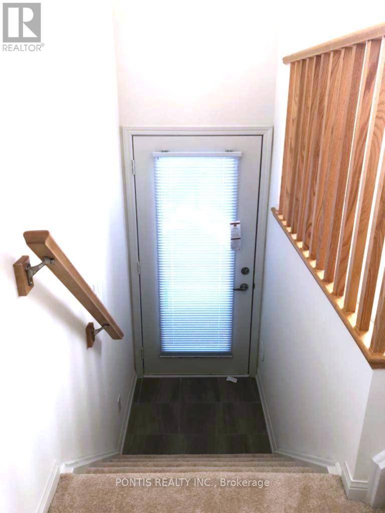Brampton (bram West), ON L6Y6G2,1 BECKENROSE CT #129