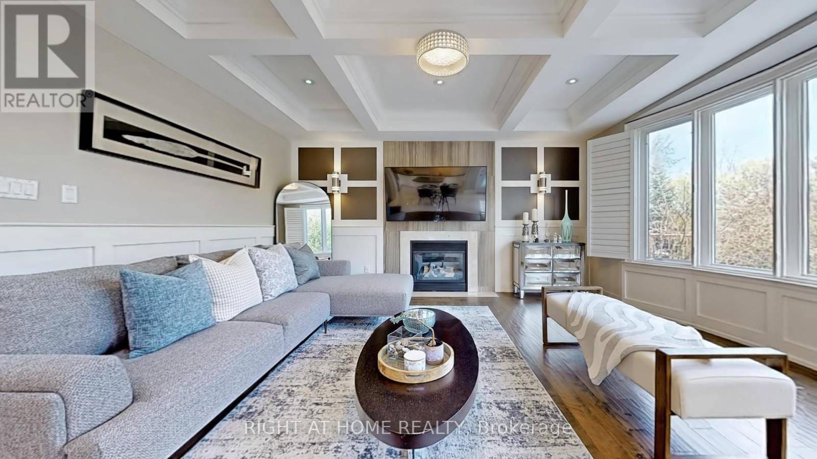 Oakville (jc Joshua Creek), ON L6H7J9,1504 PINERY CRESCENT