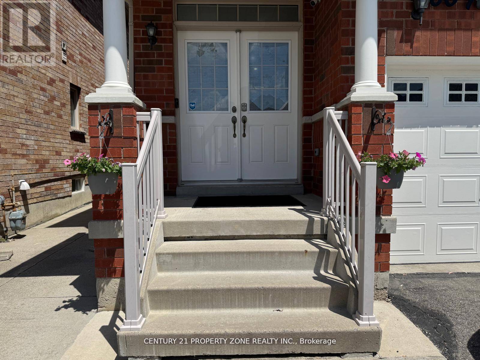 Brampton (bram East), ON L6P2R5,56 ATTVIEW CRESCENT