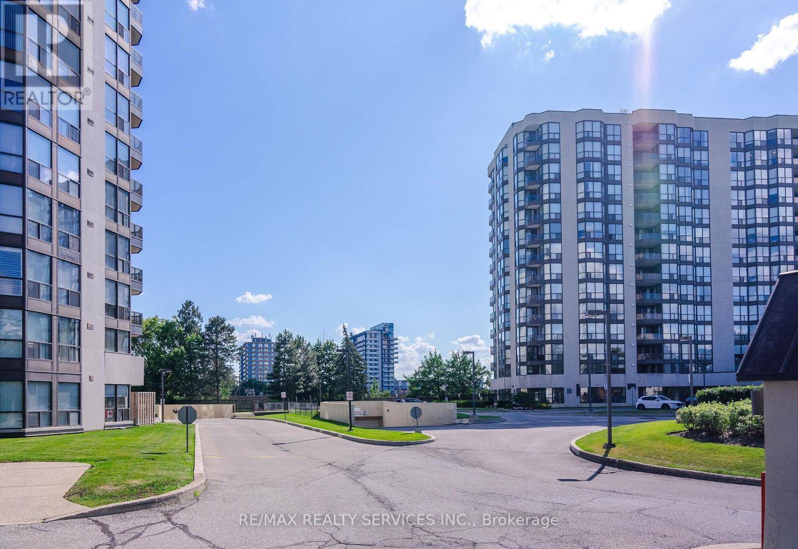 1155 Bough Beeches BLVD #1405, Mississauga (rathwood), ON L4W4N2