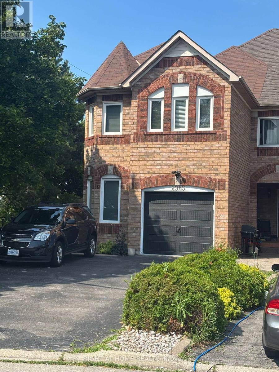 Mississauga (lisgar), ON L5N7E4,6985 DUNNVIEW COURT