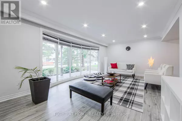 Oakville (fa Falgarwood), ON L6H2C7,1276 HILLVIEW CRESCENT