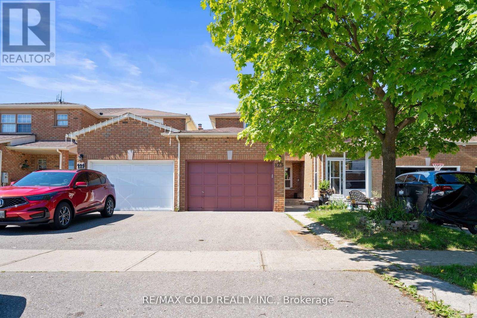 Brampton (fletcher's Creek South), ON L6Y3X6,123 TULIP DRIVE