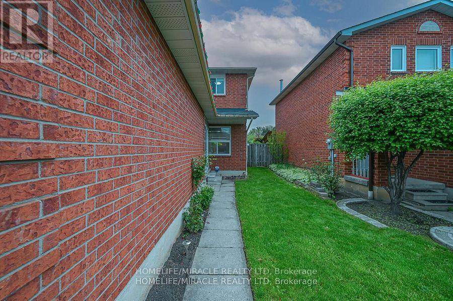 Brampton (brampton West), ON L6X3N9,3 HARRIDINE ROAD