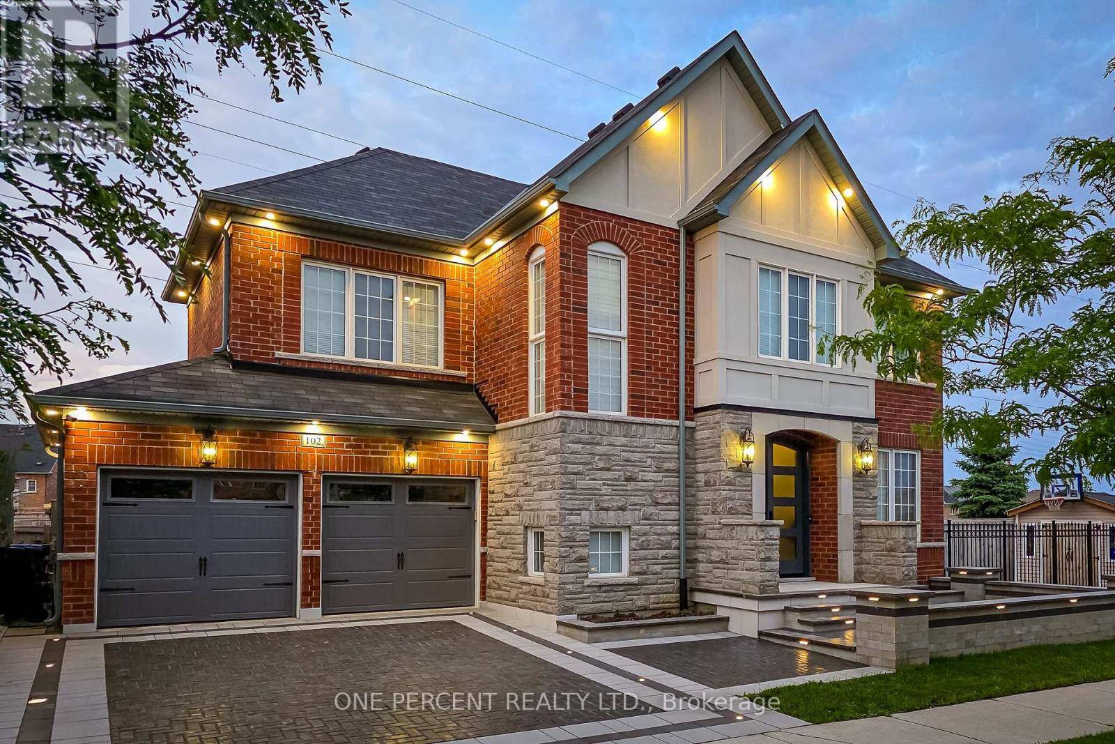 102 MONKTON CIRCLE, Brampton (credit Valley), ON L6Y5Z5