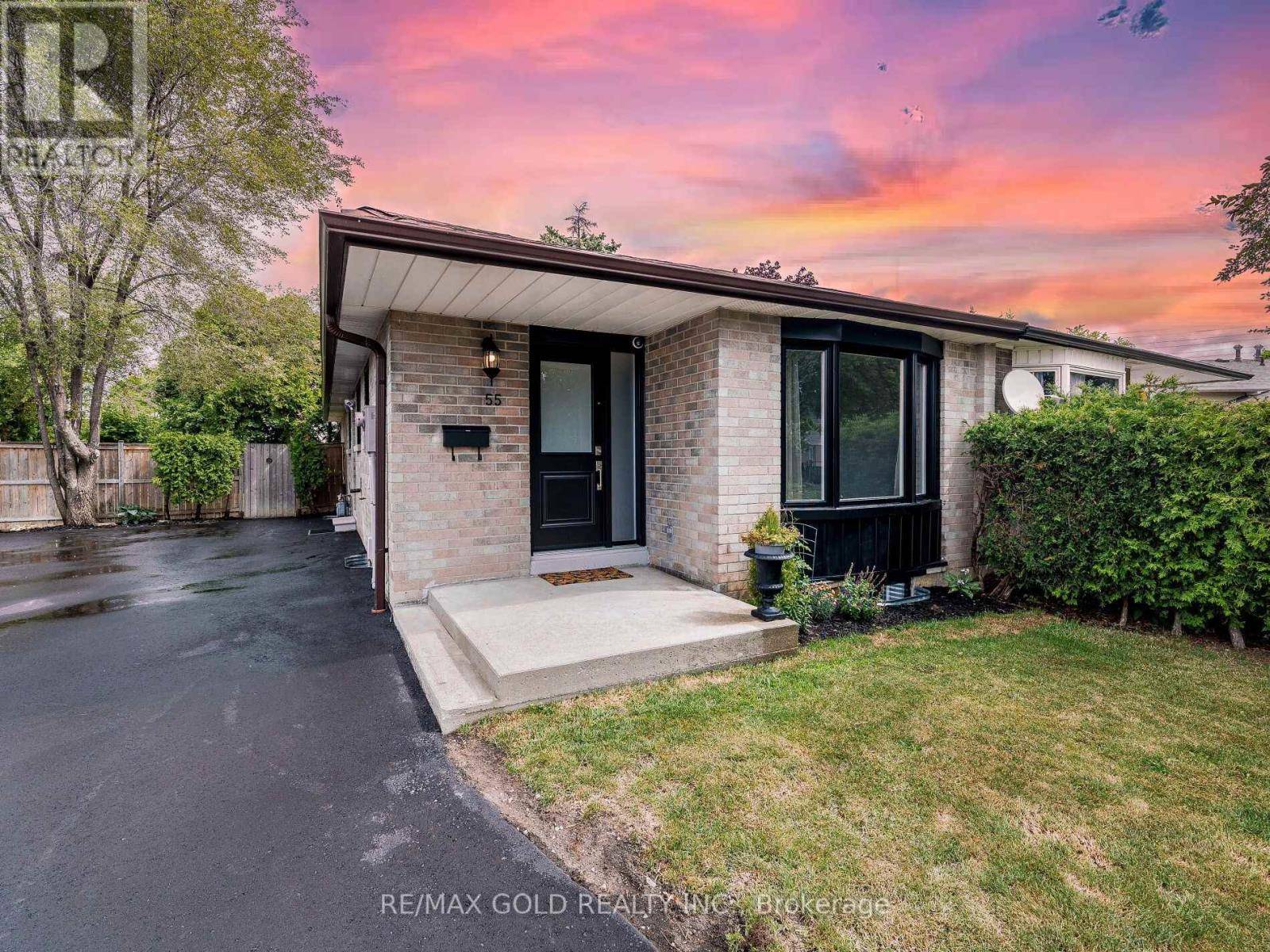 Brampton (northgate), ON L6S1T2,55 GREENWOOD CRESCENT