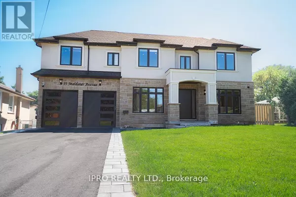 Mississauga (streetsville), ON L5M1W4,19 MALDAVER AVENUE