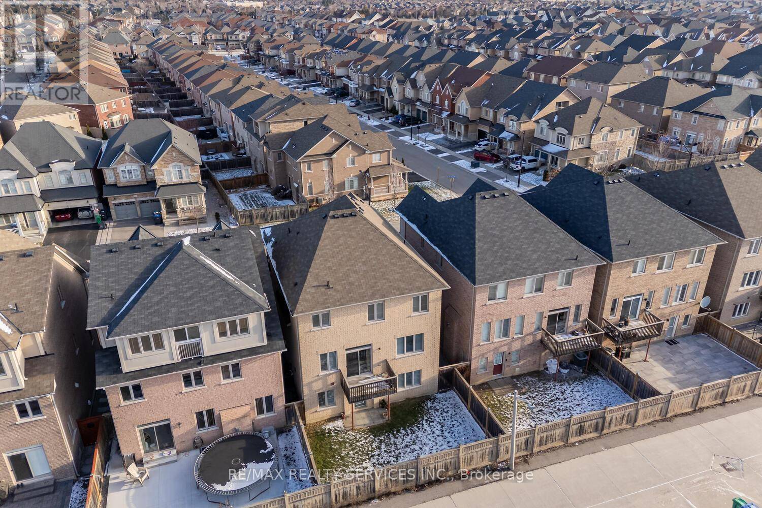 Mississauga (churchill Meadows), ON L5M0N1,5452 MEADOWCREST AVENUE