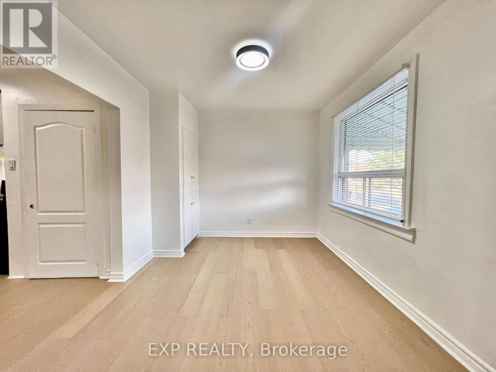 Toronto (downsview-roding-cfb), ON M3K1M9,92 POWELL ROAD