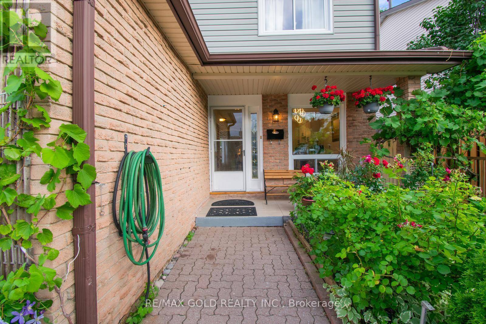 Mississauga (meadowvale), ON L5N2N2,2908 ARLES MEWS