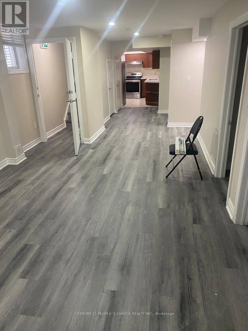 Brampton (vales Of Castlemore), ON L6P2X3,70 VANWOOD CRESCENT