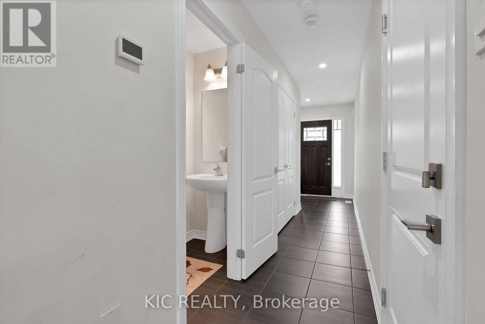Orangeville, ON L9W7N5,11 WINTERTON COURT
