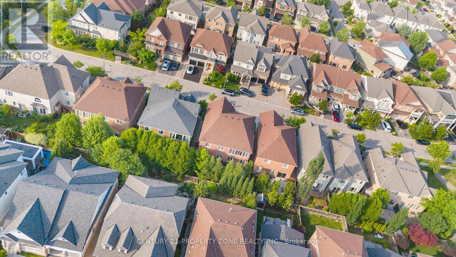 Milton (sc Scott), ON L9T0R8,201 HOLLOWAY TERRACE