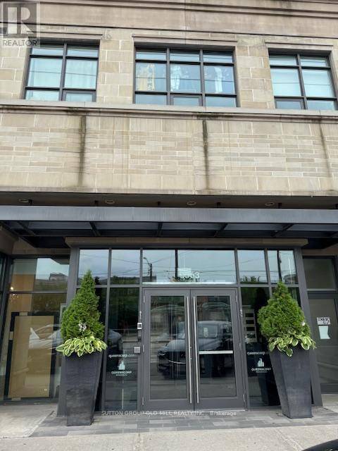 Toronto (long Branch), ON M8W0A3,3563 Lake Shore BLVD West #707