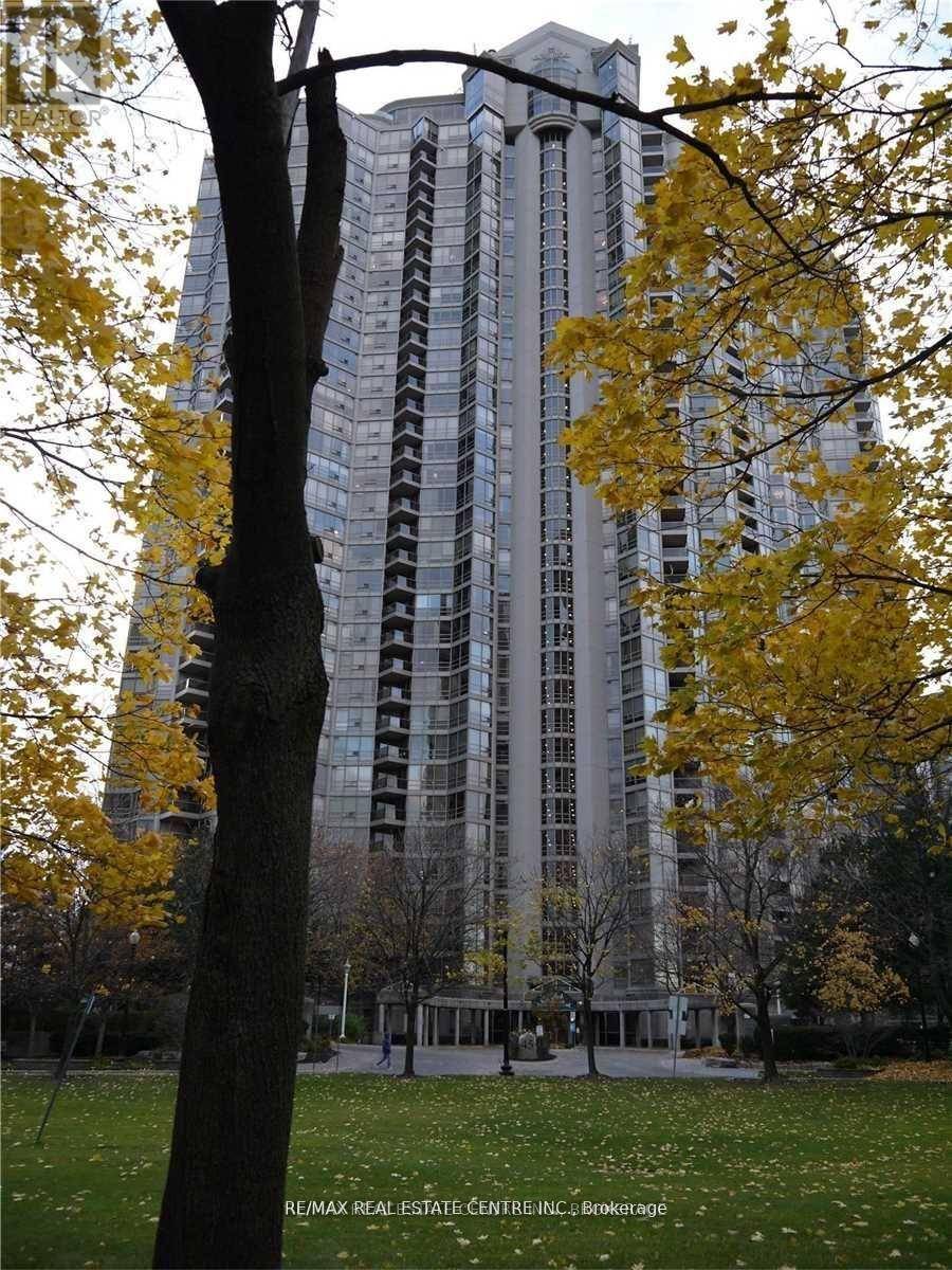 45 Kingsbridge Garden CIR #401, Mississauga (hurontario), ON L5R3K4