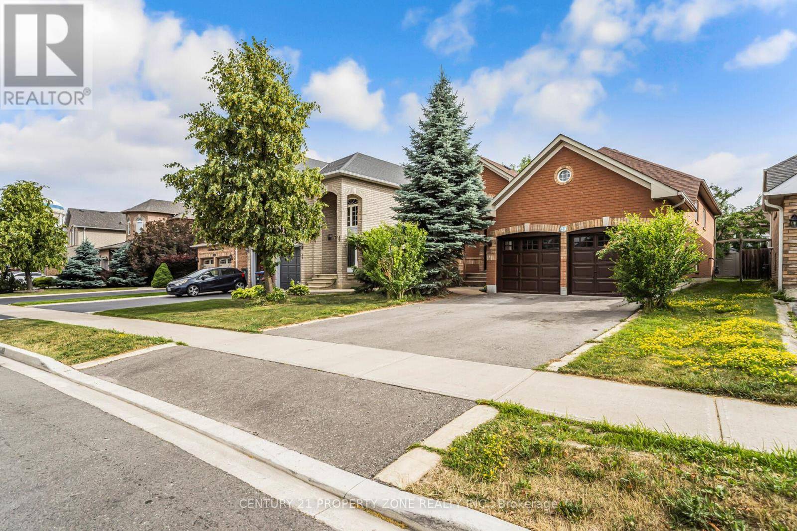 Brampton (snelgrove), ON L7A1J9,20 ROBERTSON DAVIES DRIVE