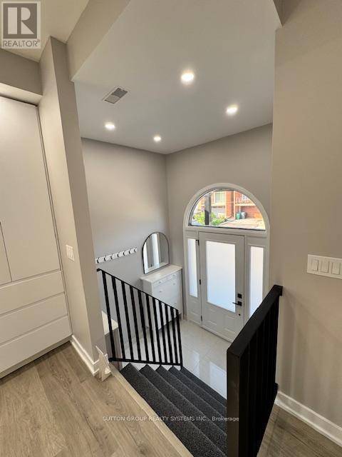 Mississauga (rathwood), ON L4Z2Y2,4425 Curia CRES #Suite #2