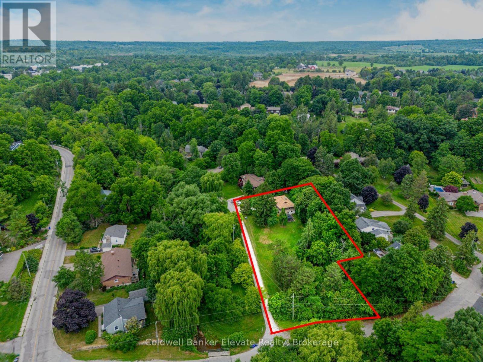 Halton Hills (georgetown), ON L7G2V2,8 ANN STREET