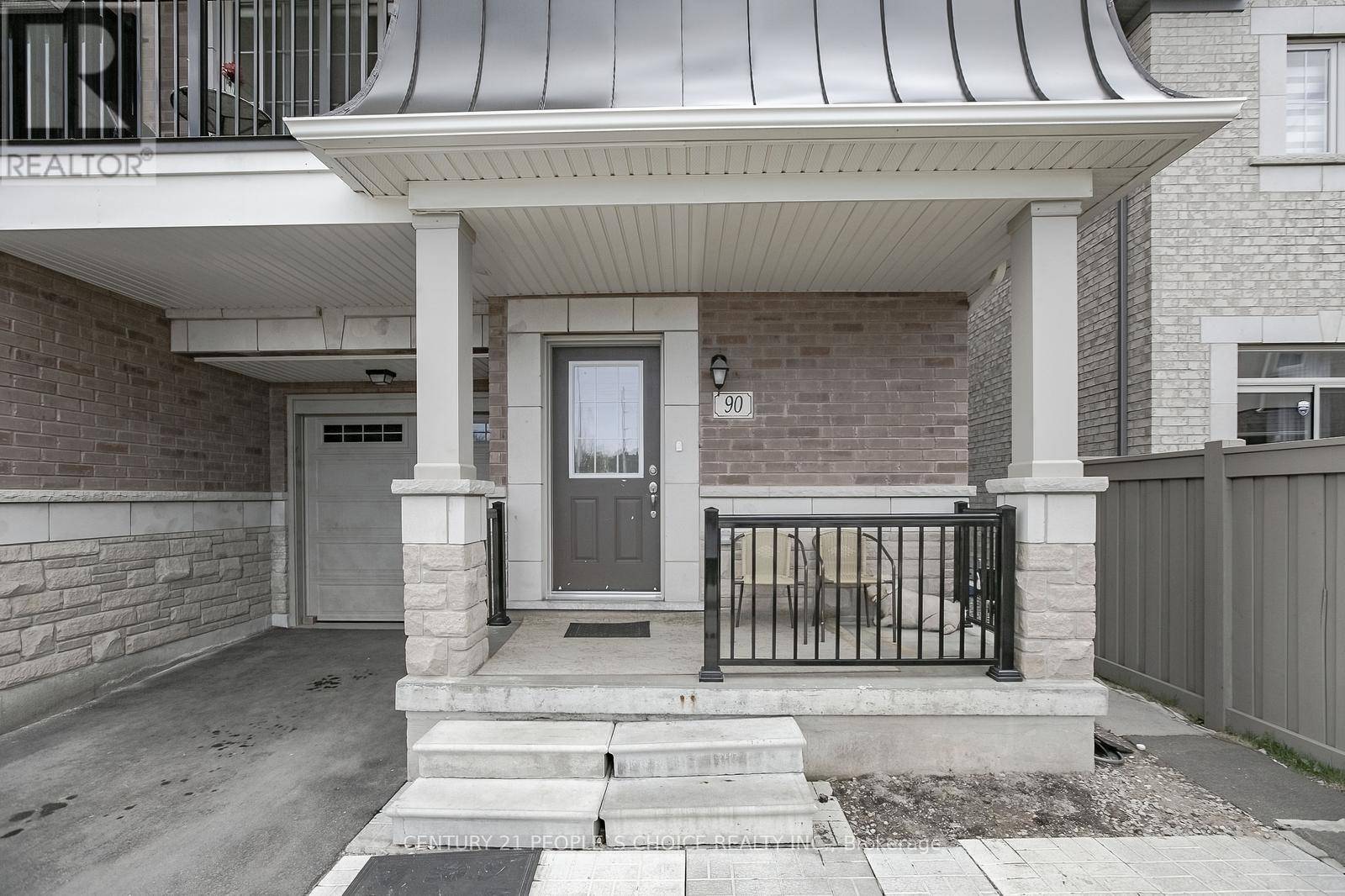 Brampton (credit Valley), ON L6Y6J9,90 HASHMI PLACE