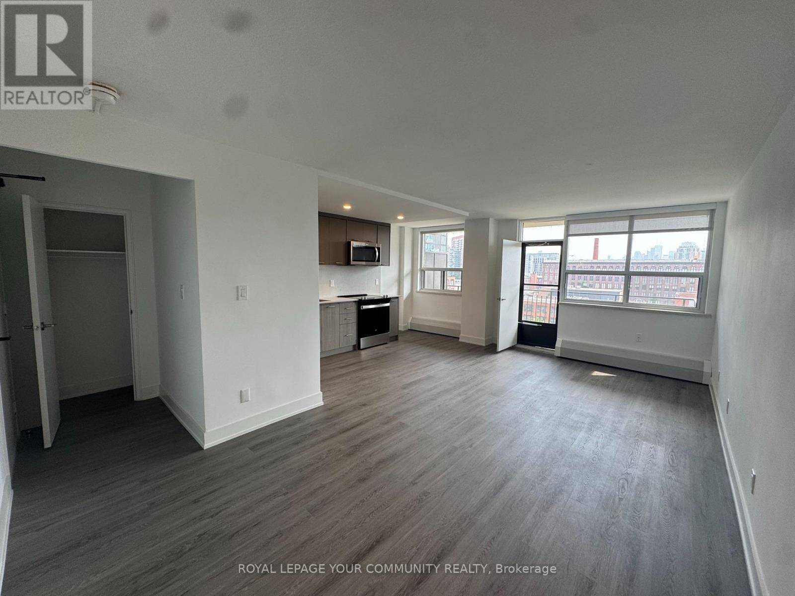 Toronto (south Parkdale), ON M6K2G3,135 Tyndall AVE #0815