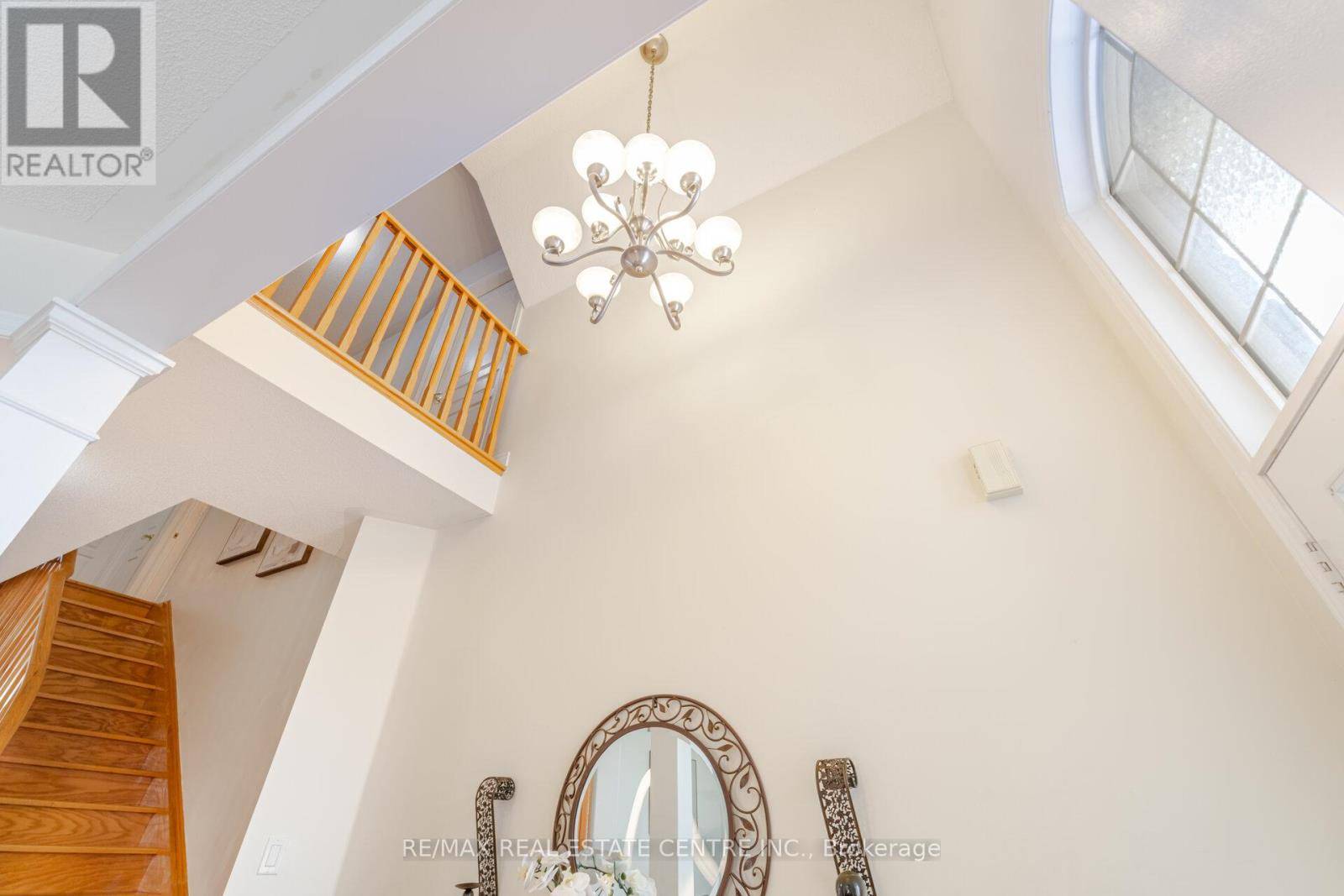 Brampton (northwest Sandalwood Parkway), ON L7A0M7,47 BEGONIA CRESCENT