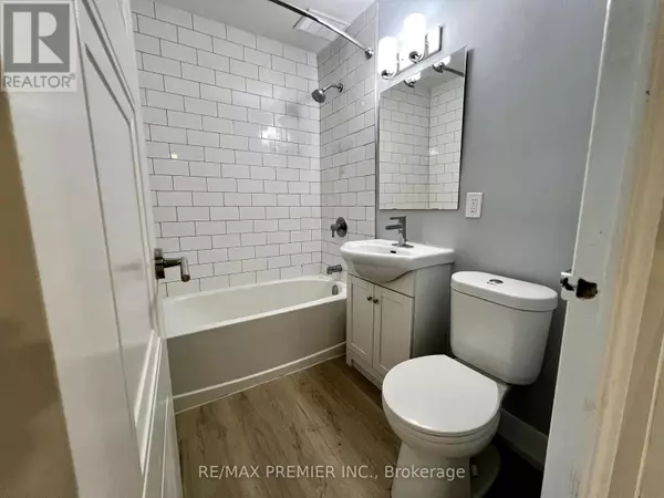 Mississauga (cooksville), ON L5A2J3,3046 Jaguar Valley DR #302