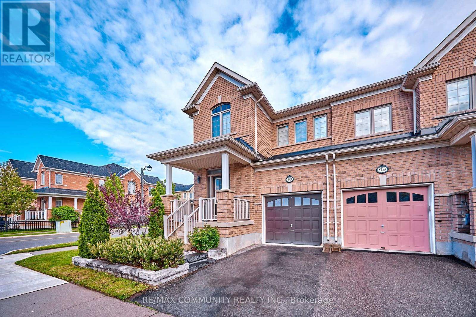 96 KENDALL DRIVE, Milton (sc Scott), ON L9T0R5