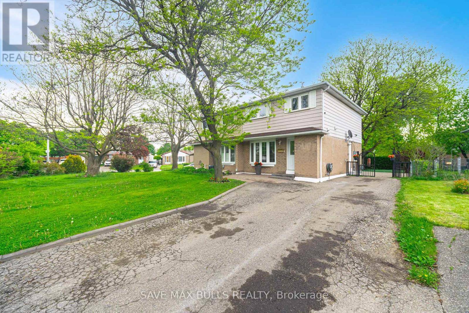 Brampton (northgate), ON L6S1H9,41 GLENMORE CRESCENT