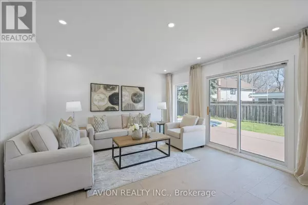 Oakville (fa Falgarwood), ON L6H2V4,1397 HIGHGATE COURT