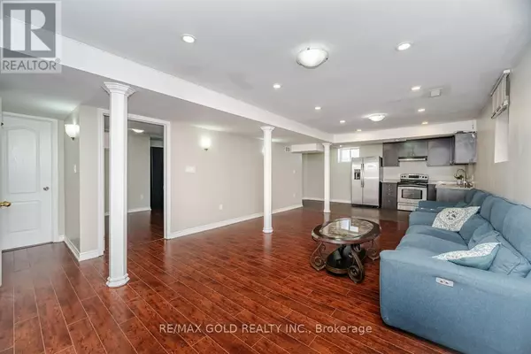 Brampton (bram East), ON L6P2A1,74 Long Meadow RD #Bsmnt
