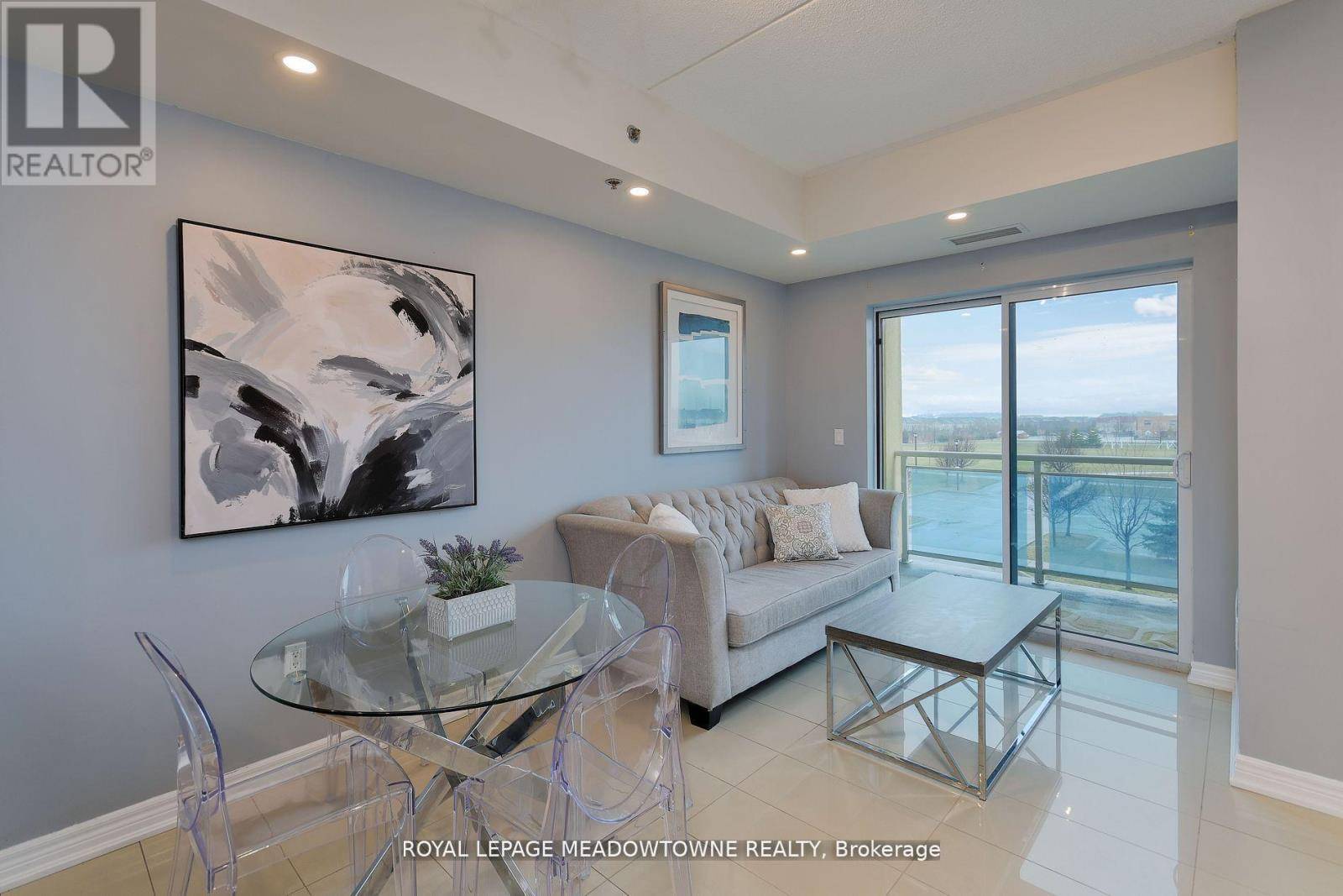 1421 Costigan RD #306, Milton (cl Clarke), ON L9T2N4