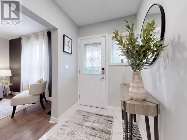 Toronto (mount Dennis), ON M6M2C5,13 RUTHERFORD AVENUE
