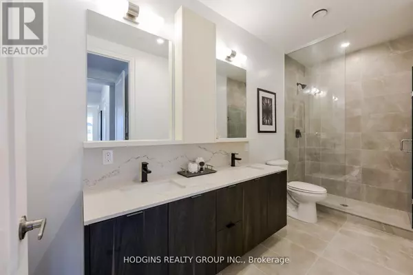 Mississauga (clarkson), ON L5J0A2,1035 Southdown RD #210