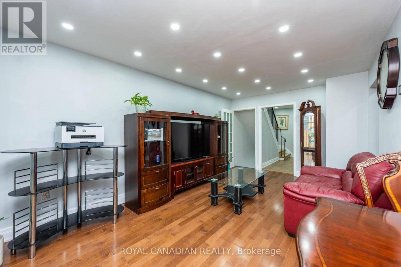 Oakville (fa Falgarwood), ON L6H2Z3,1538 Lancaster DR #116