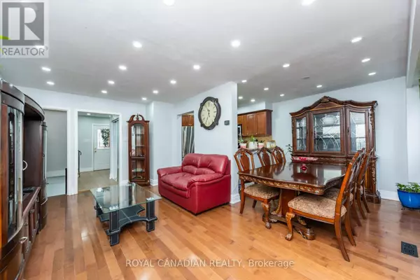 Oakville (fa Falgarwood), ON L6H2Z3,1538 Lancaster DR #116