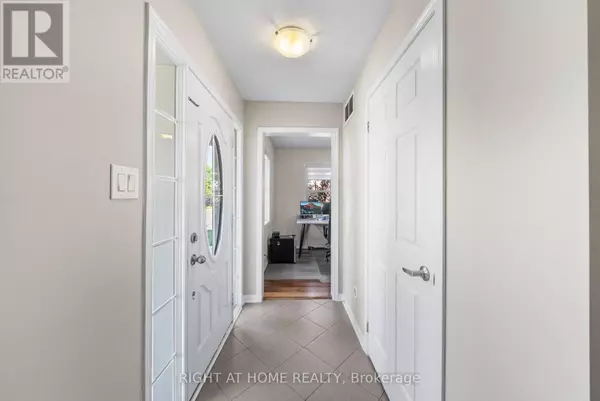 Milton (wi Willmott), ON L9T8B8,291 WOODLEY CRESCENT