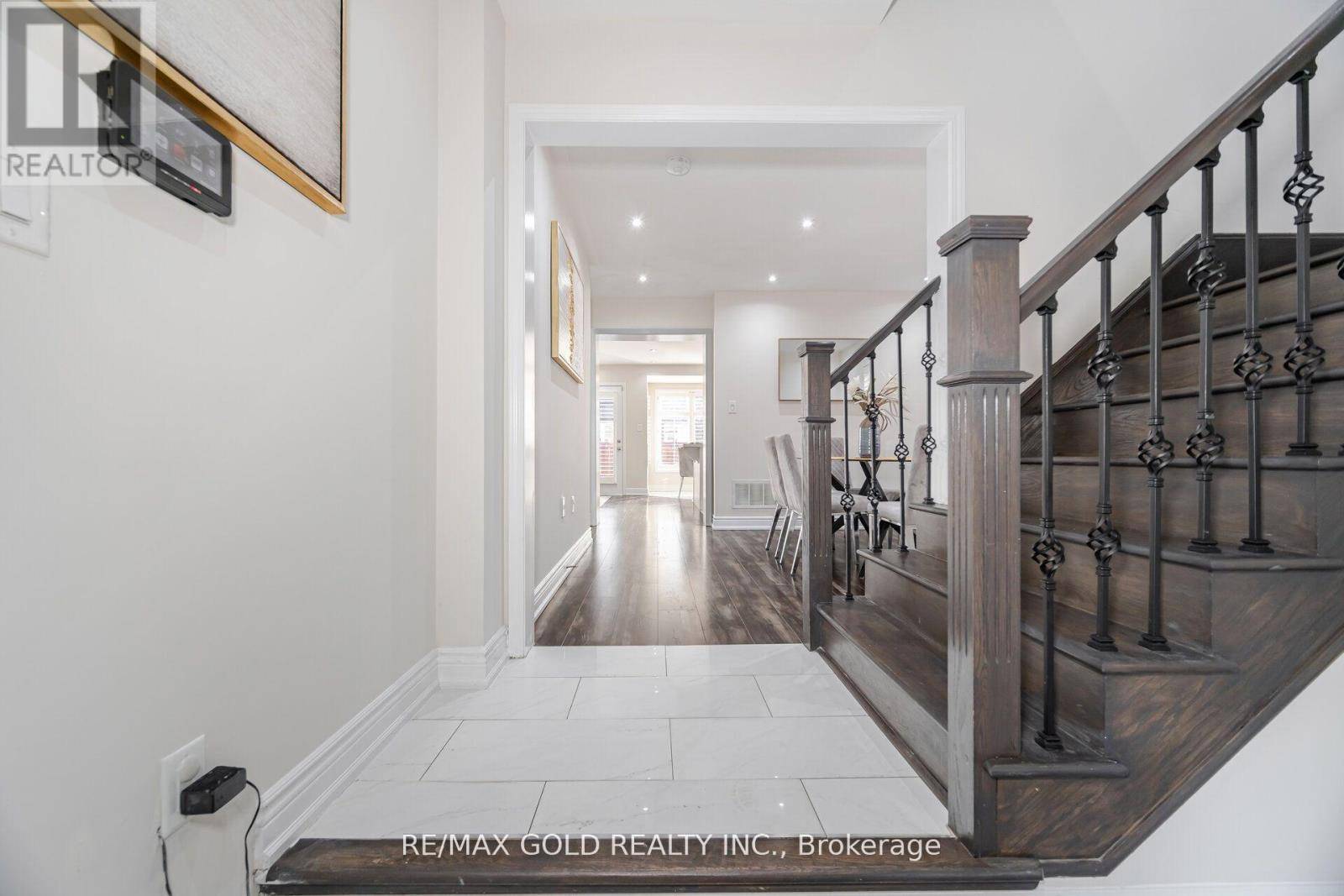 Brampton (bram East), ON L6P3P9,49 BIDDENS SQUARE