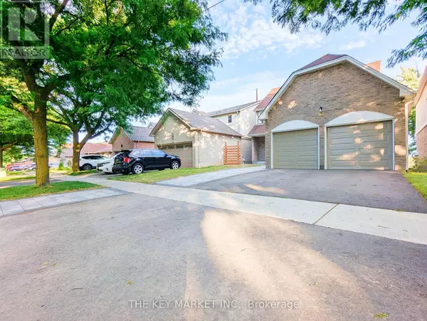 Toronto (eringate-centennial-west Deane), ON M9C5B6,62 Lafferty ST #Lower