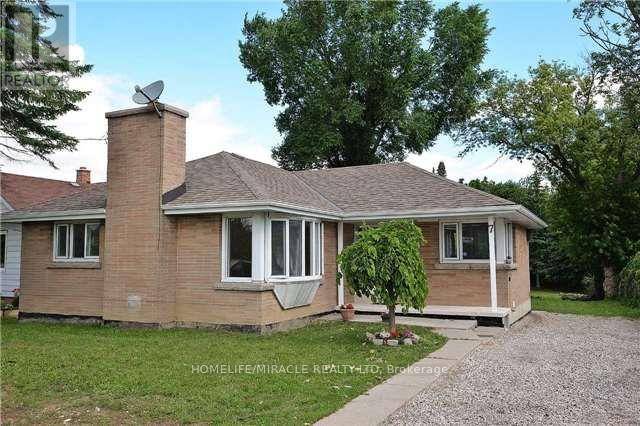 7 MCLAUGHLIN ROAD N, Brampton (downtown Brampton), ON L6X1Y4