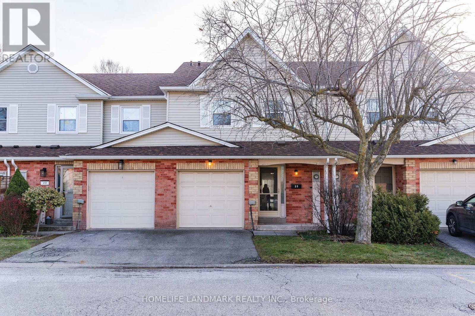 1230 Kirstie CT #39, Oakville (cp College Park), ON L6H5C3