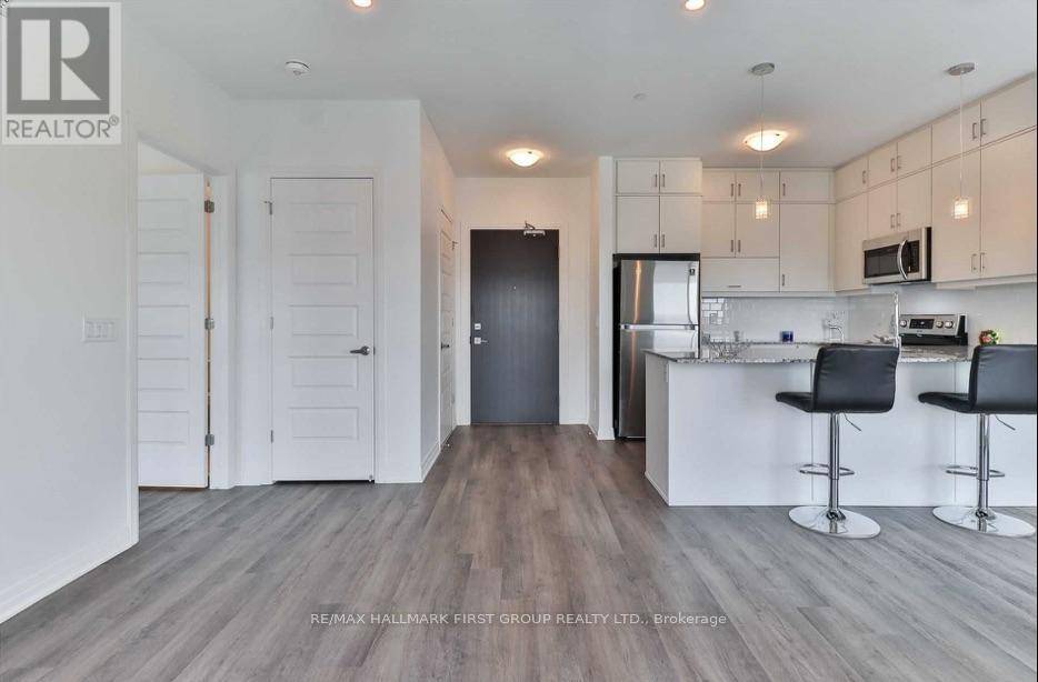 Oakville (go Glenorchy), ON L6H0X2,102 Grovewood Common CIR #406