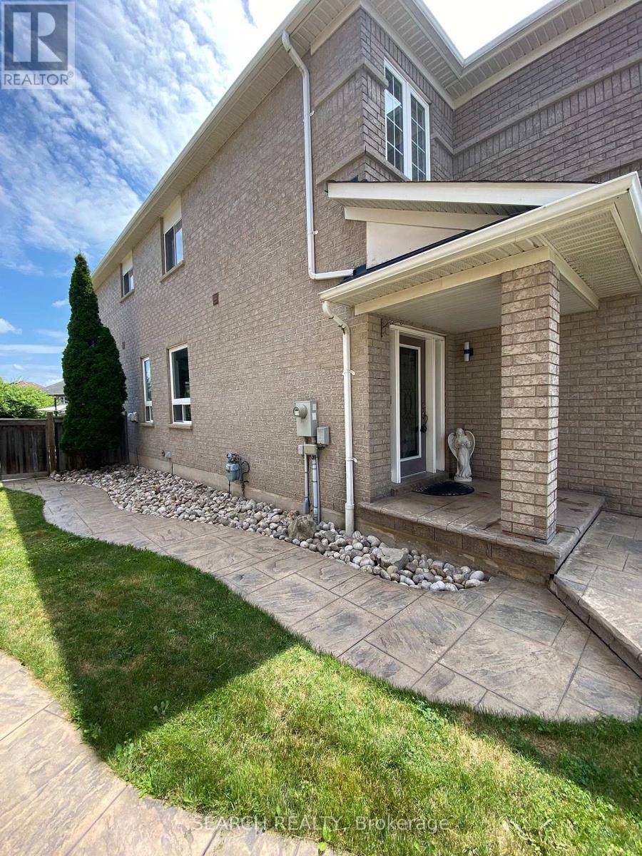 Mississauga (churchill Meadows), ON L5M7E3,3438 FOUNTAIN PARK AVENUE