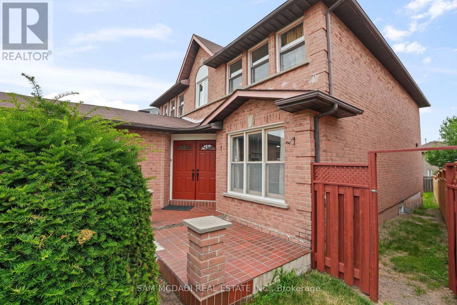 Mississauga (hurontario), ON L5R1Z5,4551 GUILDWOOD WAY