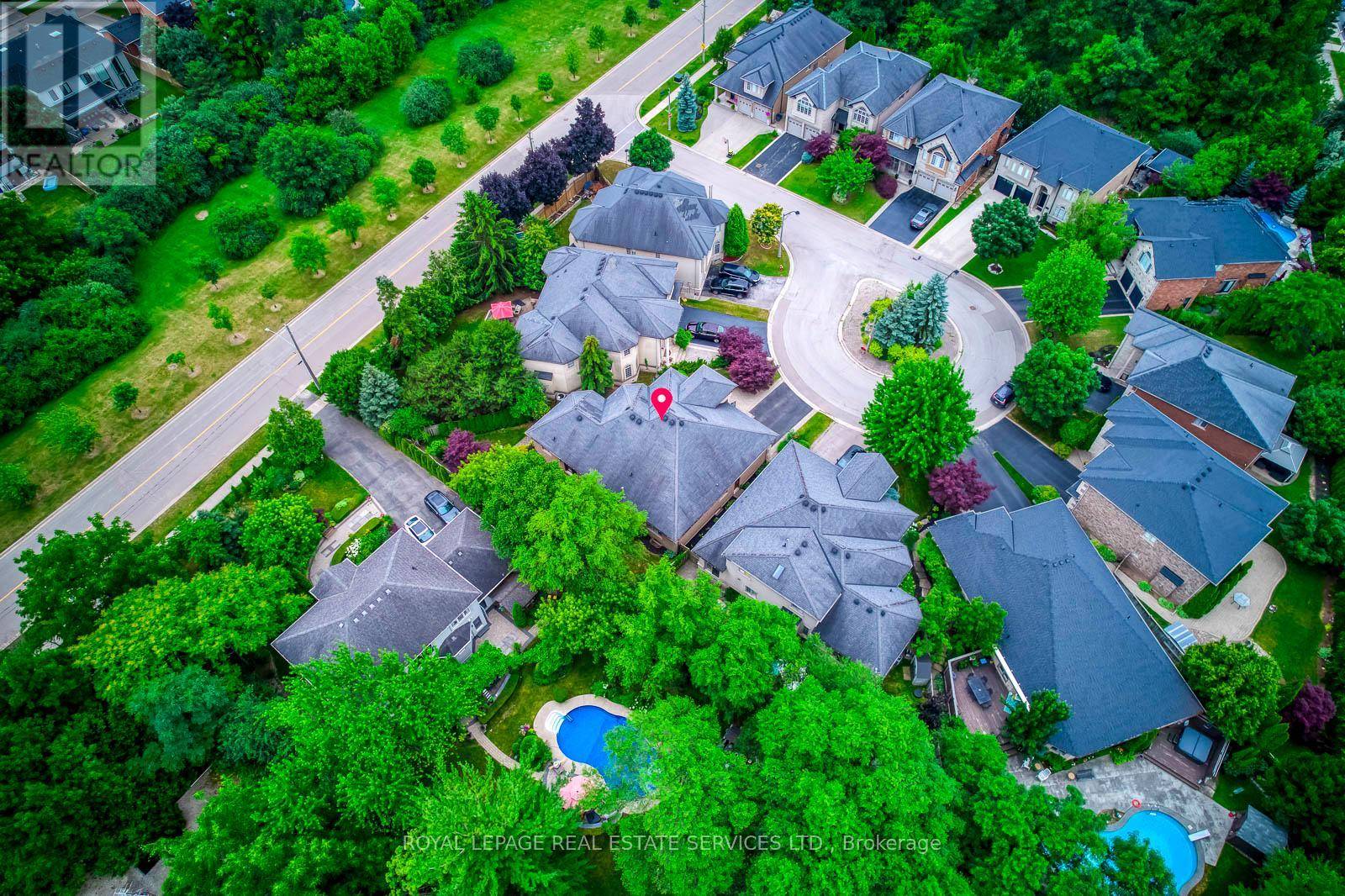 Oakville (cp College Park), ON L6H7L1,1549 DESTINY COURT
